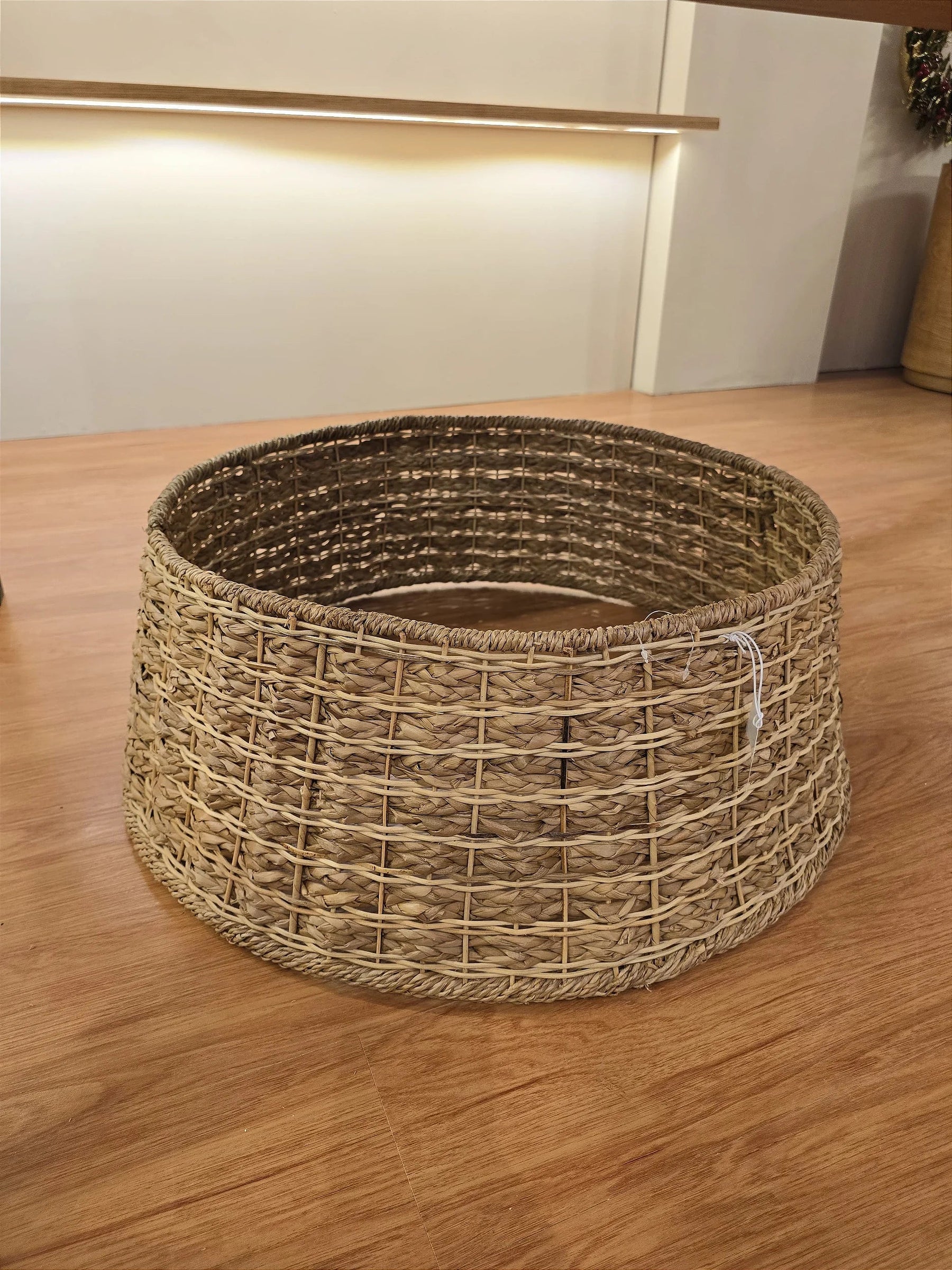 Saia Rígida para Árvore de Natal 68,5cm • Fibra Natural Bankuan – Pré-Venda 2025